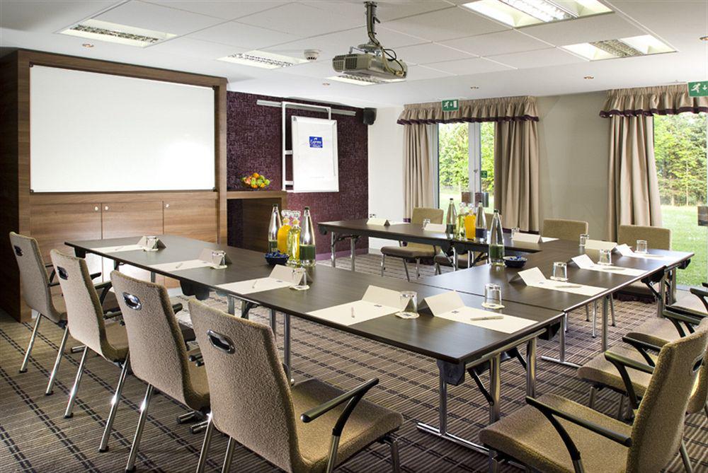 Holiday Inn Express Stirling By Ihg Удобства фото