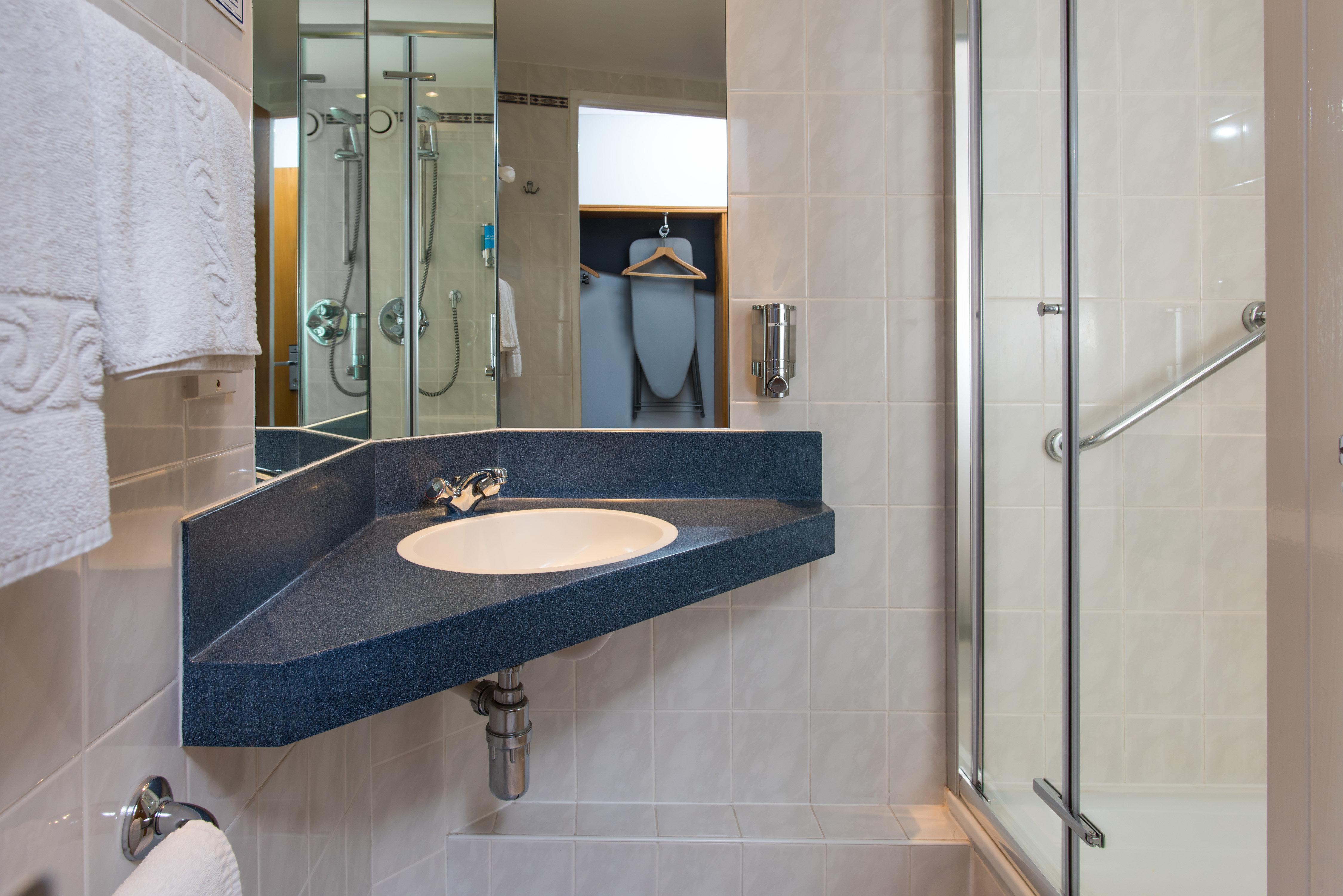 Holiday Inn Express Stirling By Ihg Экстерьер фото
