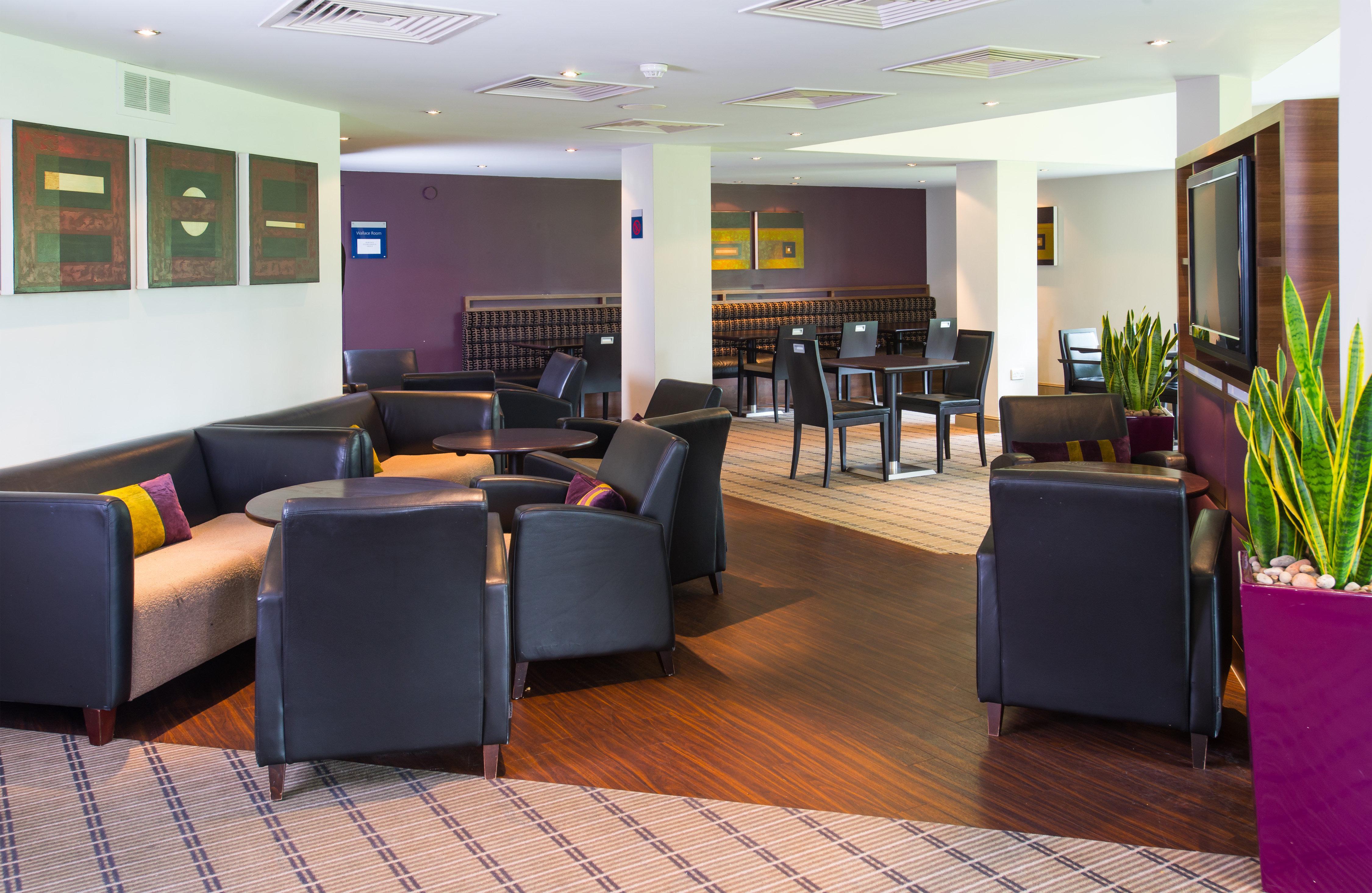 Holiday Inn Express Stirling By Ihg Экстерьер фото