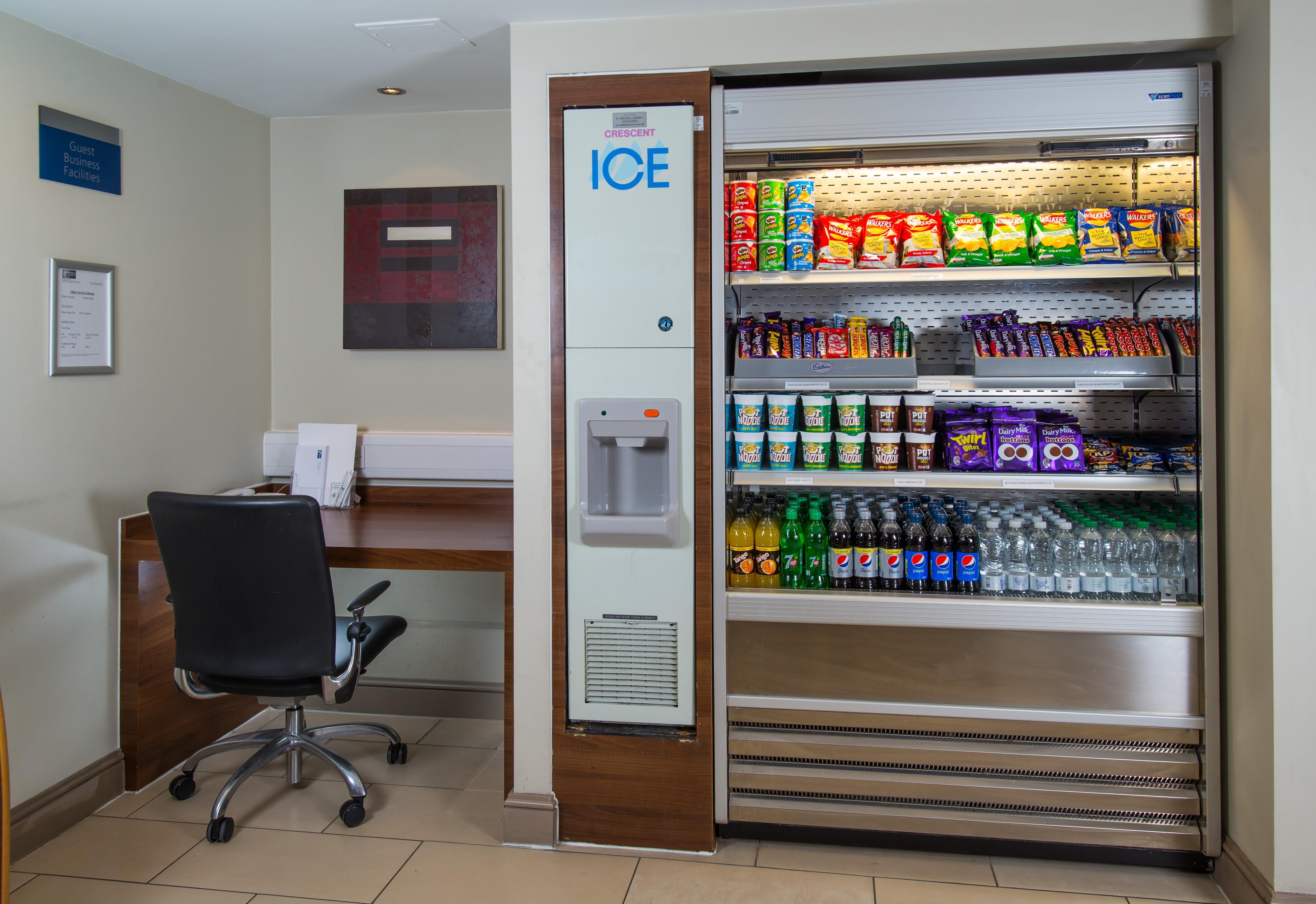 Holiday Inn Express Stirling By Ihg Экстерьер фото
