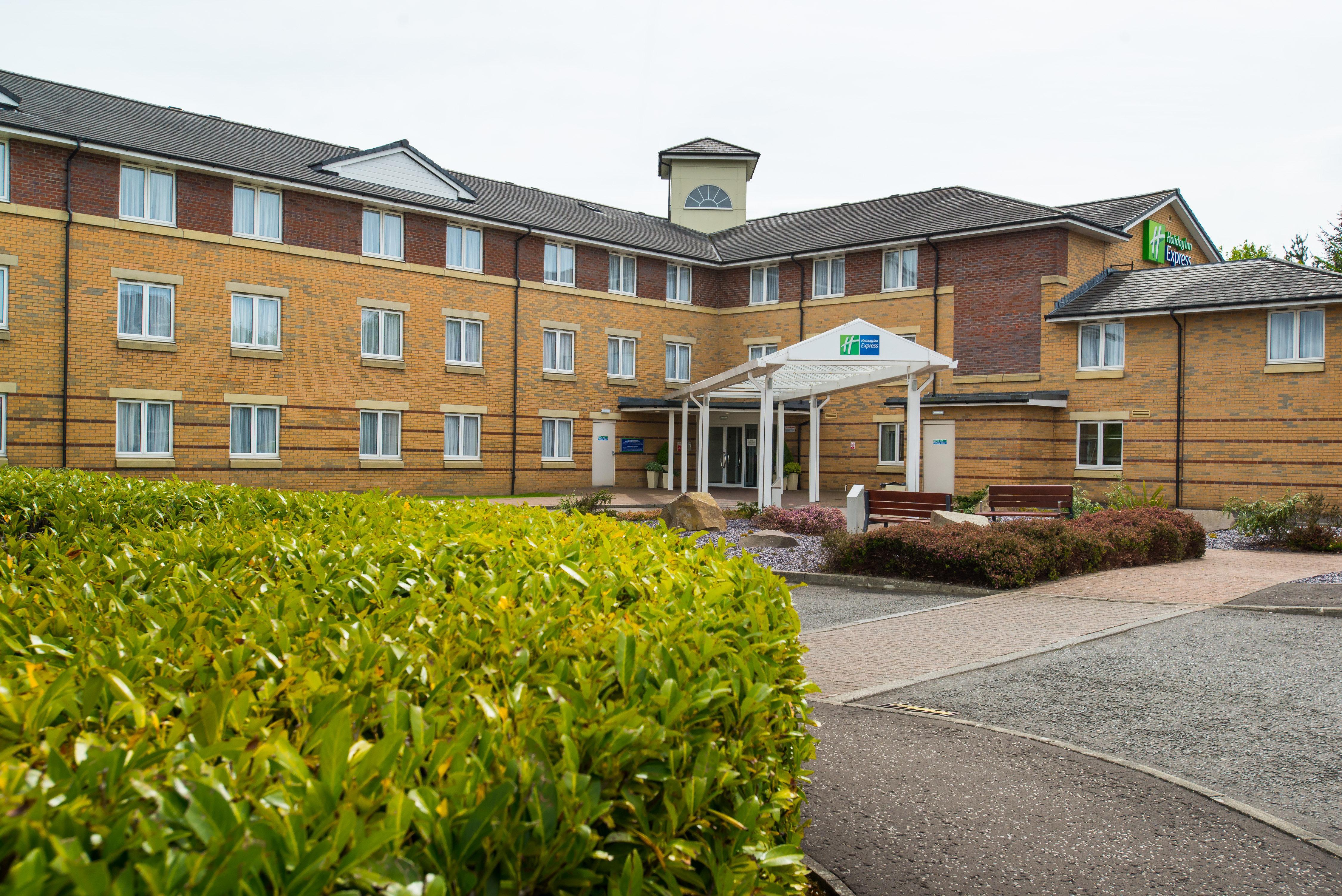 Holiday Inn Express Stirling By Ihg Экстерьер фото