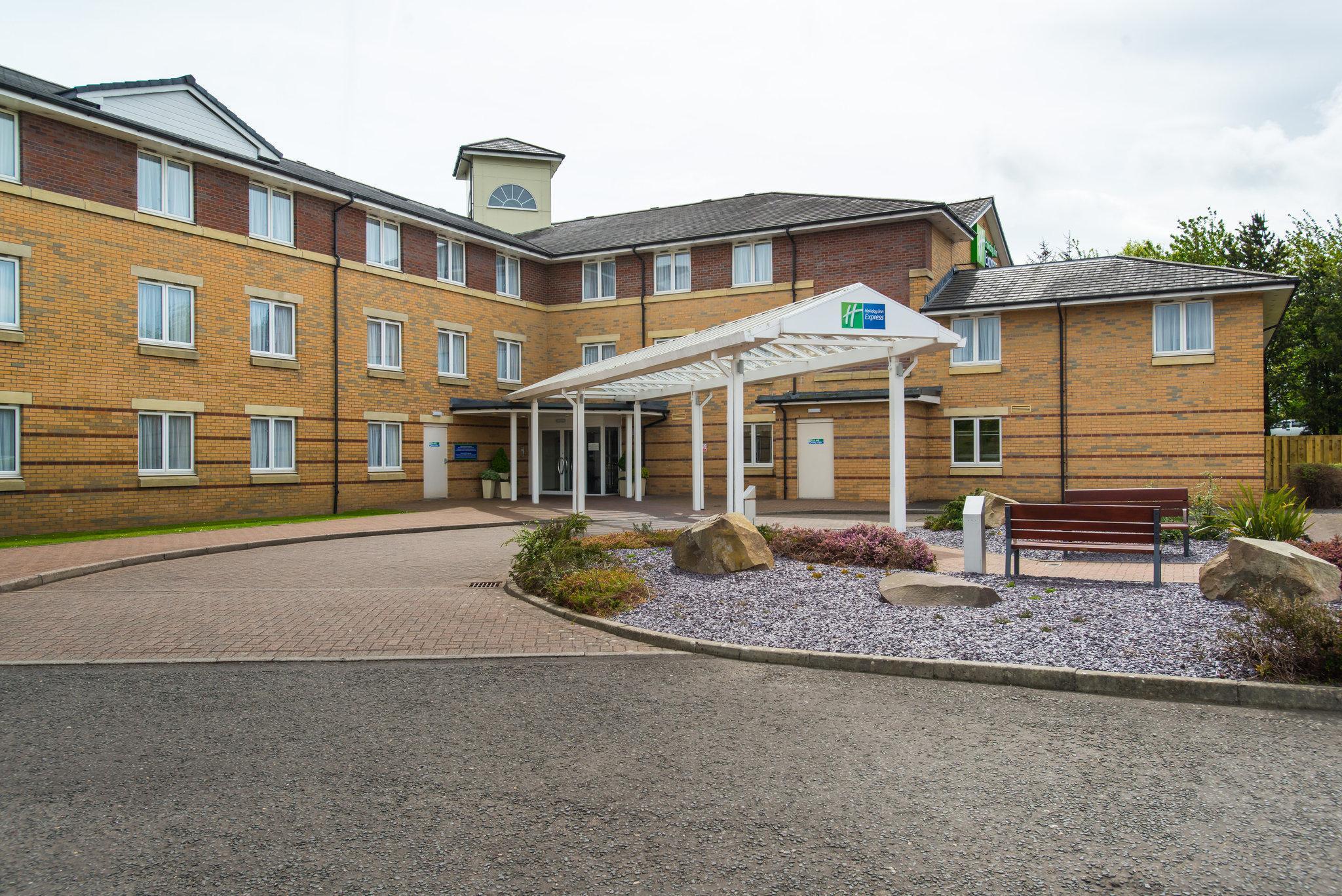 Holiday Inn Express Stirling By Ihg Экстерьер фото