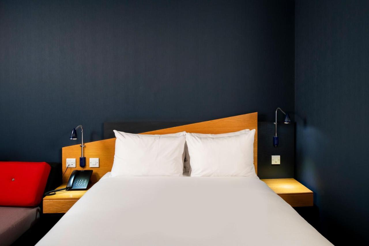 Holiday Inn Express Stirling By Ihg Экстерьер фото