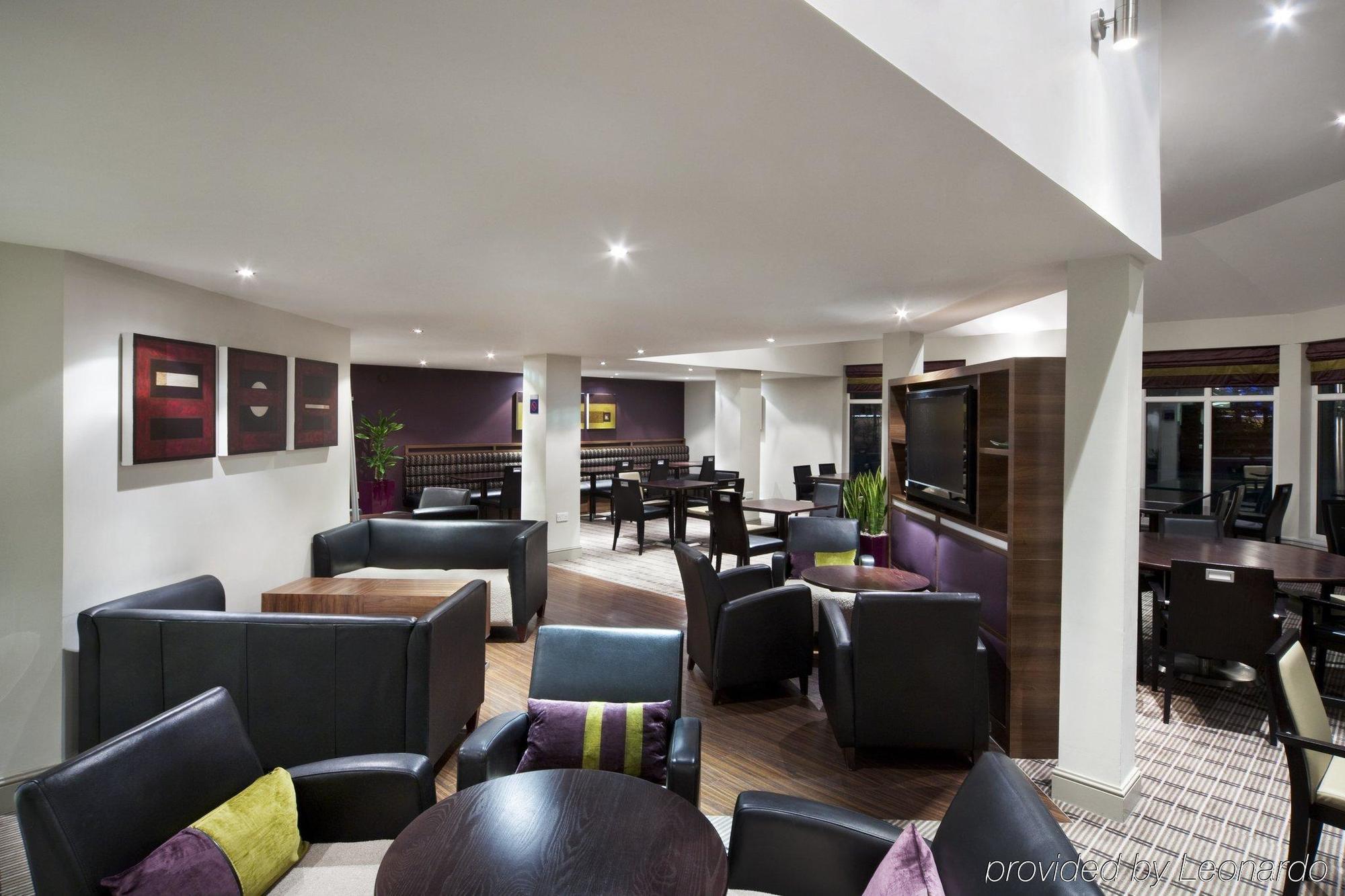 Holiday Inn Express Stirling By Ihg Интерьер фото